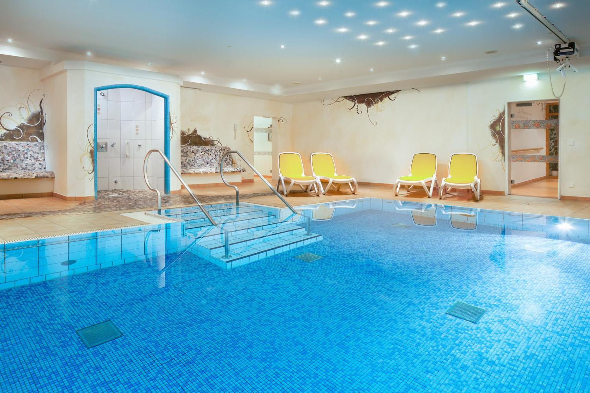 "Ferienwohnung Ess" - Annehmlichkeiten Von 4-Sterne Familien-Und Wellnesshotel Viktoria Koennen Mitbenutzt Werden Oberstdorf Exterior photo
