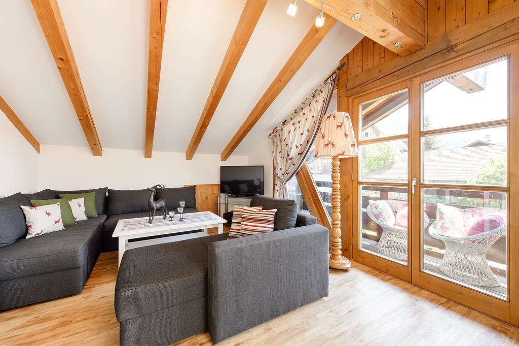"Ferienwohnung Ess" - Annehmlichkeiten Von 4-Sterne Familien-Und Wellnesshotel Viktoria Koennen Mitbenutzt Werden Oberstdorf Exterior photo